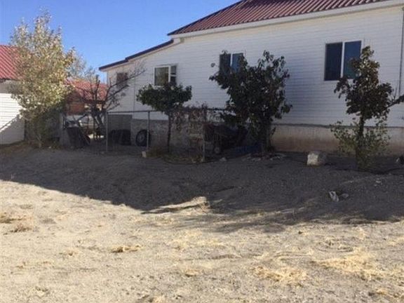 3rd image of 419 Idaho St