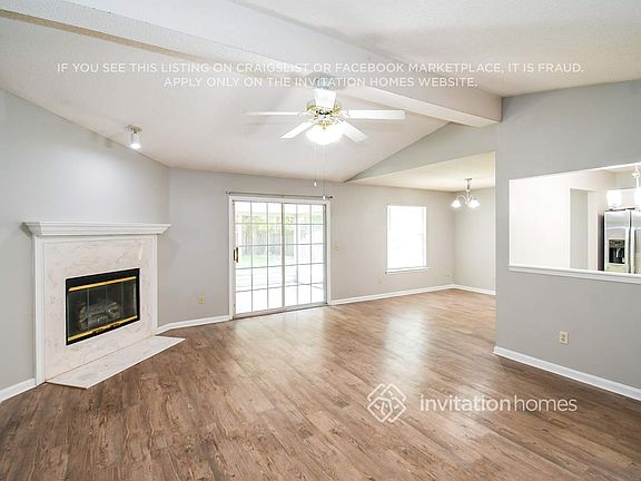 3rd image of 11179 Barbizon Cir E