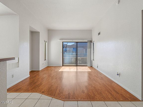 5th image of 7920 E Colette Cir