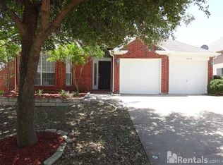 2410 High Chapel Ct, Highland Village, TX 75077