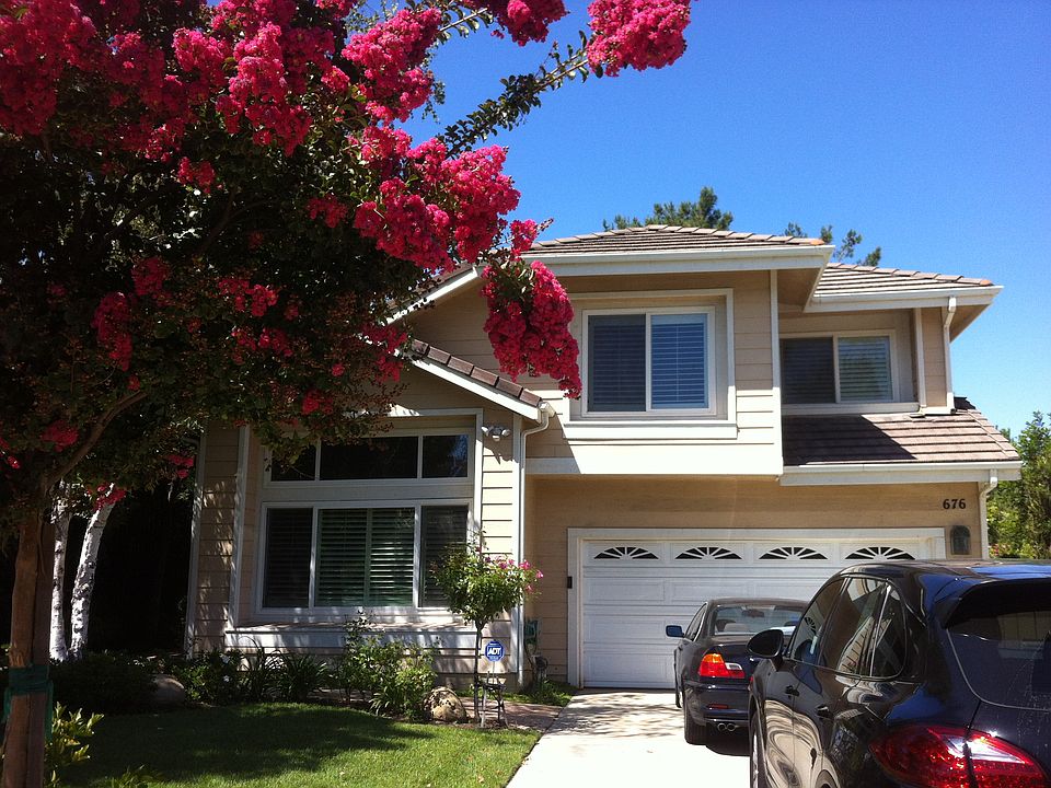 1st image of 676 Trousdale St