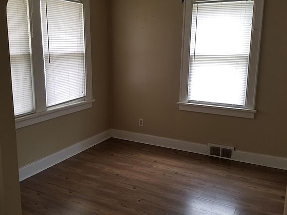 2nd image of 2408 W Kellogg Ave