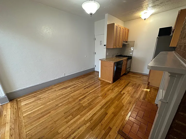 23 Barrow St #5-C — Photo 14