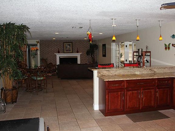 3rd image of 4220 Trentonian Ct