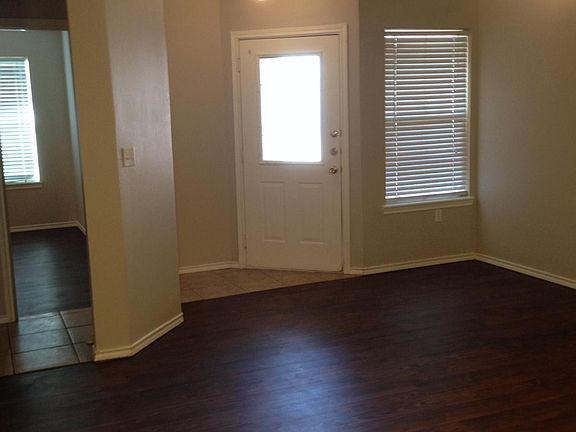 4th image of 304 N Chicago Ave APT B