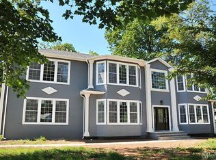 916 Walnut St, Piscataway, NJ 08854