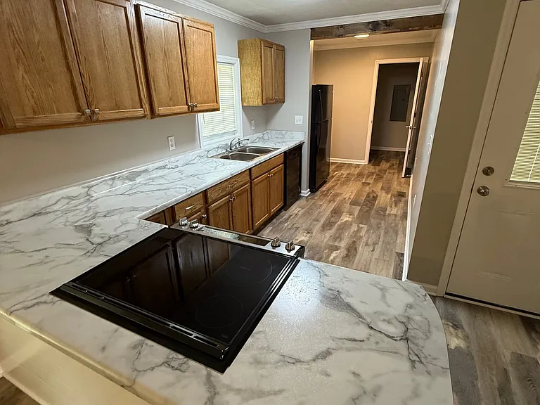 4606 Mountain Crest Dr — Photo 7