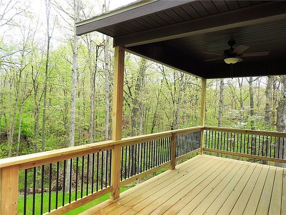4th image of 11 Slaggford Ln