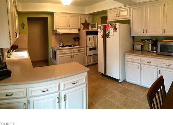 4th image of 1583 Algiers Dr