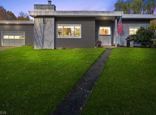 45 Ballentine Dr, North Haledon Boro, NJ 07508