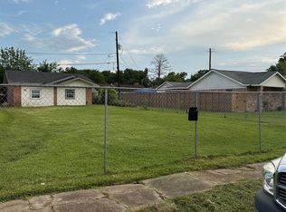 5006 Ridgeway Dr, Houston, TX 77033