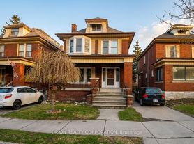 43 Tisdale St S, Hamilton, ON