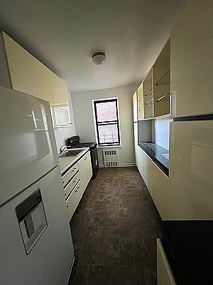 5th image of 37-50 87th St APT 4E