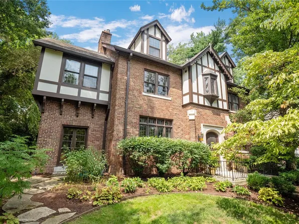 307 Park Rd, Saint Louis, MO 63119