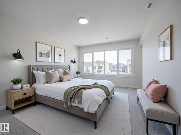 9328 230th St NW, Edmonton, AB T5T 7N7