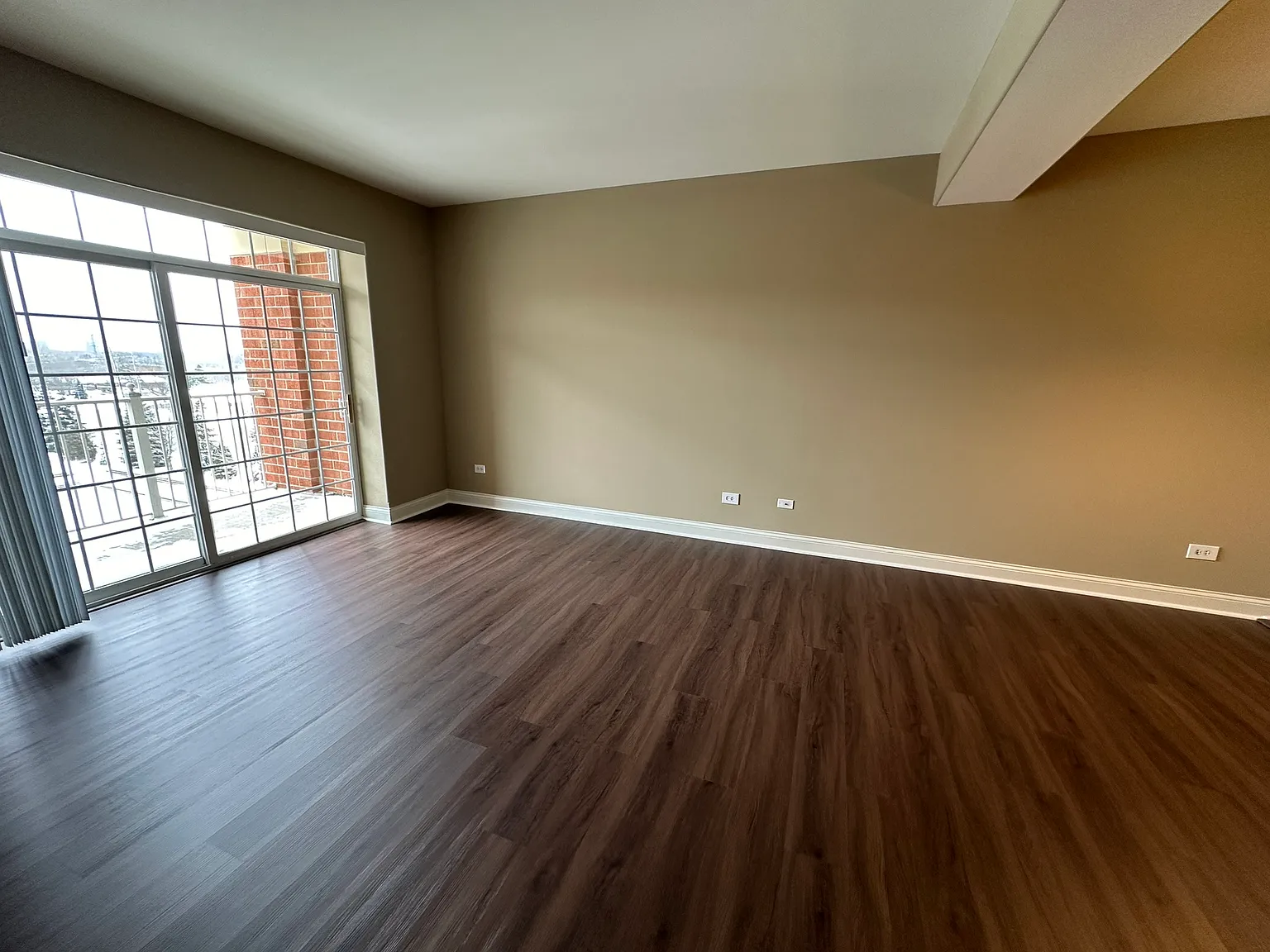 2 bed, 1500 sqft, $2,500 — Photo 4