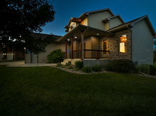 2320 Carson Cir, Tea, SD 57064