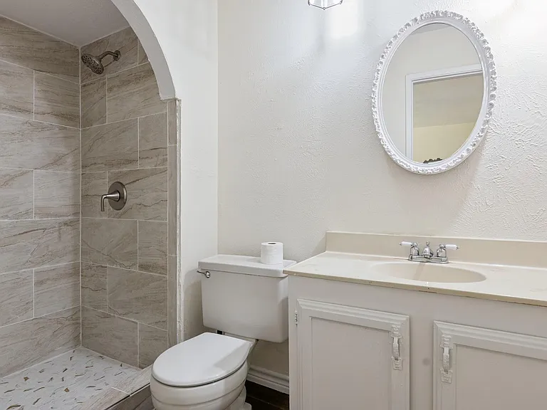 14603 Lorne Dr — Photo 13