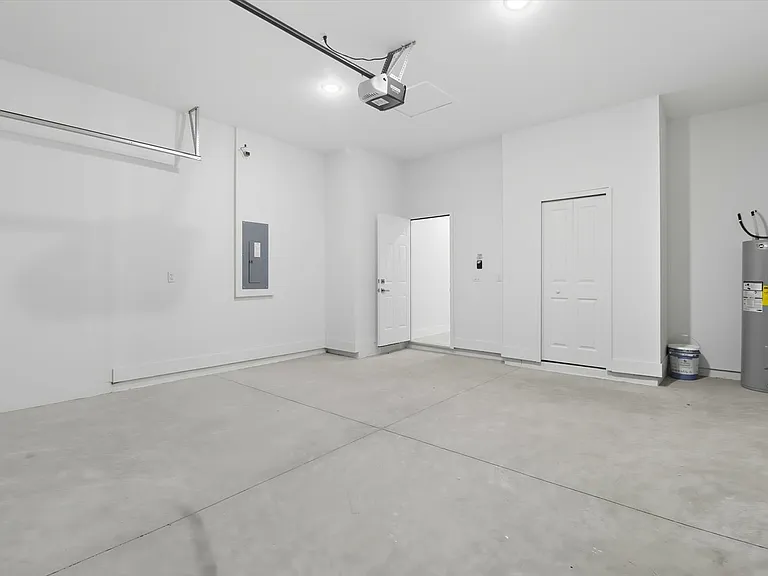 3999 SW Shorewood Dr — Photo 34