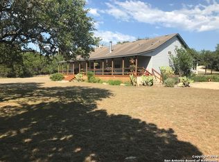 456 Green Valley Dr, Pipe Creek, TX 78063