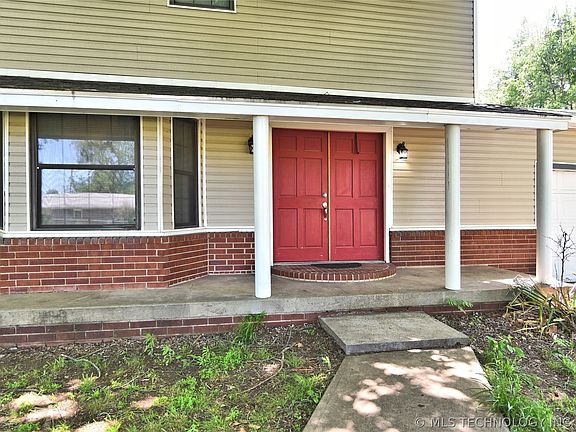 3rd image of 610 S L Ave