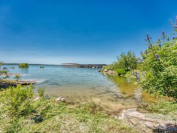 3rd image of 332 Peninsula Dr
