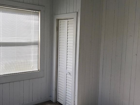 3rd image of 203 Oleander St #1