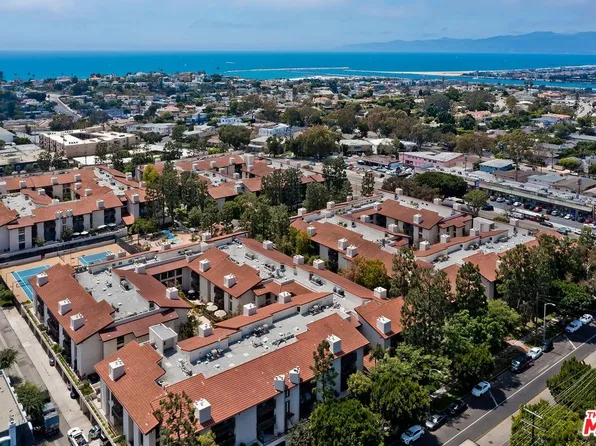 8515 Falmouth Ave APT 209, Playa Del Rey, CA 90293