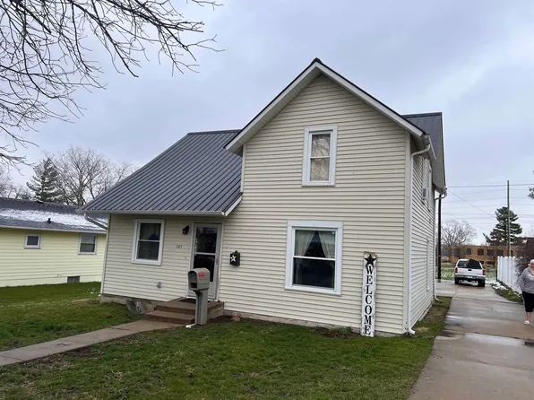 303 S Matteson St, Maquoketa, IA 52060