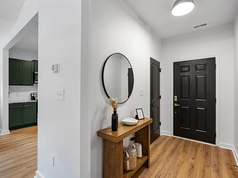 731 Clarinda St — Photo 24
