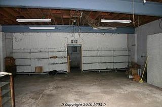 2nd image of 254 S Walnut St