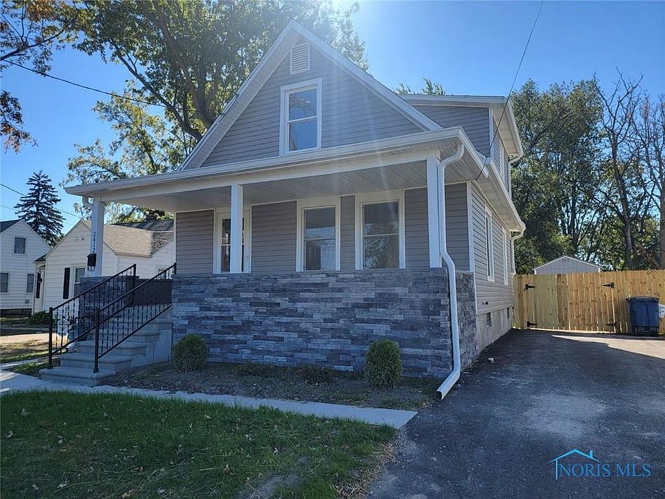 1st image of 2412 Seaman St