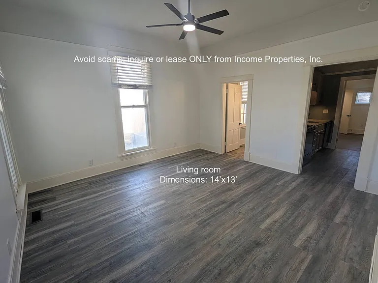 209 S Greenwood St — Photo 2