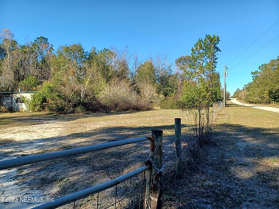 4th image of 23015 45TH Drive