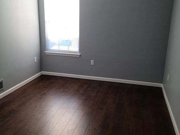 4th image of 127 New Rose St #A