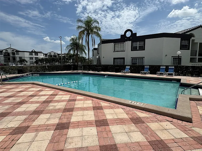 9711 Fontainebleau Blvd #D106 — Photo 25