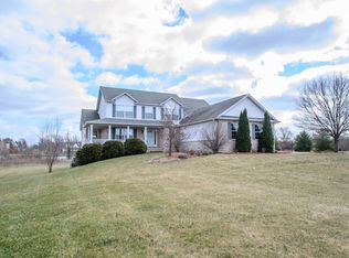 3284 Fieldstone Dr, Dexter, MI 48130
