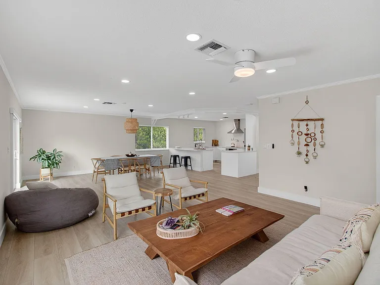 802 Mallard Dr — Photo 17