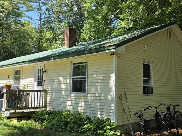 211 State Park Road, Casco, ME 04015