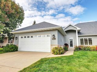 2044 Wisteria Cir #2, Suamico, WI 54313