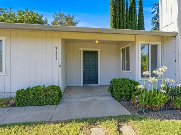3394 Cessna Dr, Redding, CA 96001