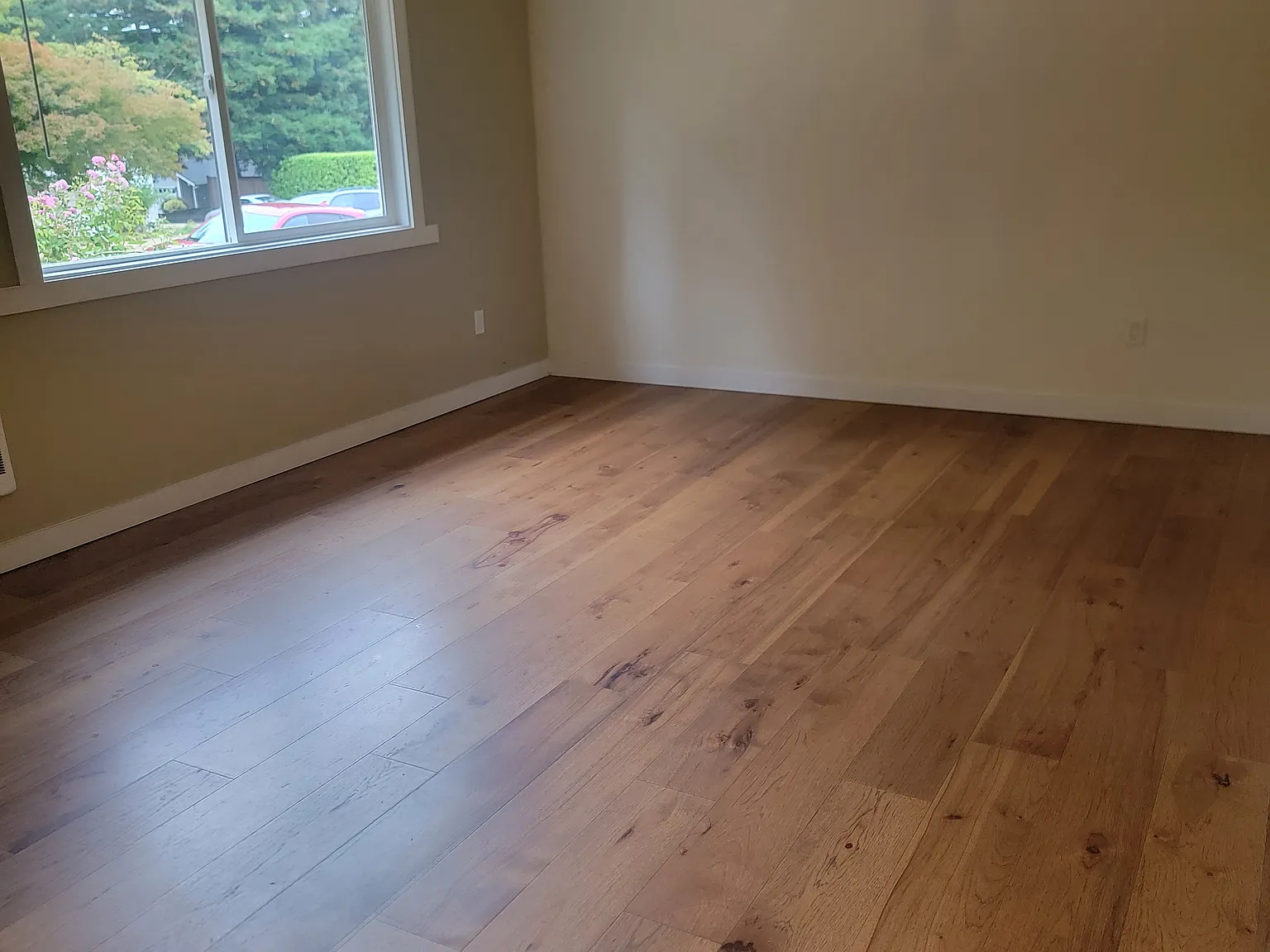 91st Pl NE, Kirkland — Photo 2