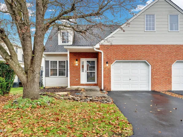 1725 W Lakeview Dr Unit 70, Johnson City, TN 37601