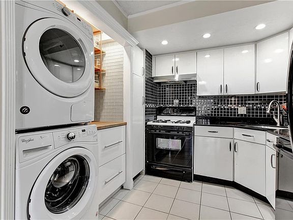 3rd image of 155-26 79th St #1A