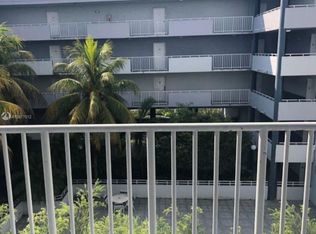 8251 NW 8th St APT 411, Miami, FL 33126