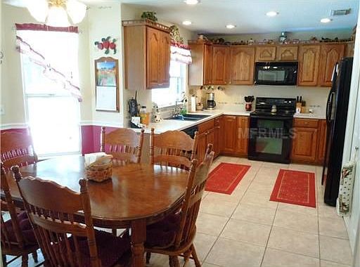 5th image of 3721 Redwood Dr