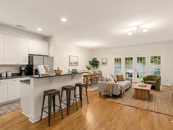 4th image of 2822 Pickett Rd APT 154