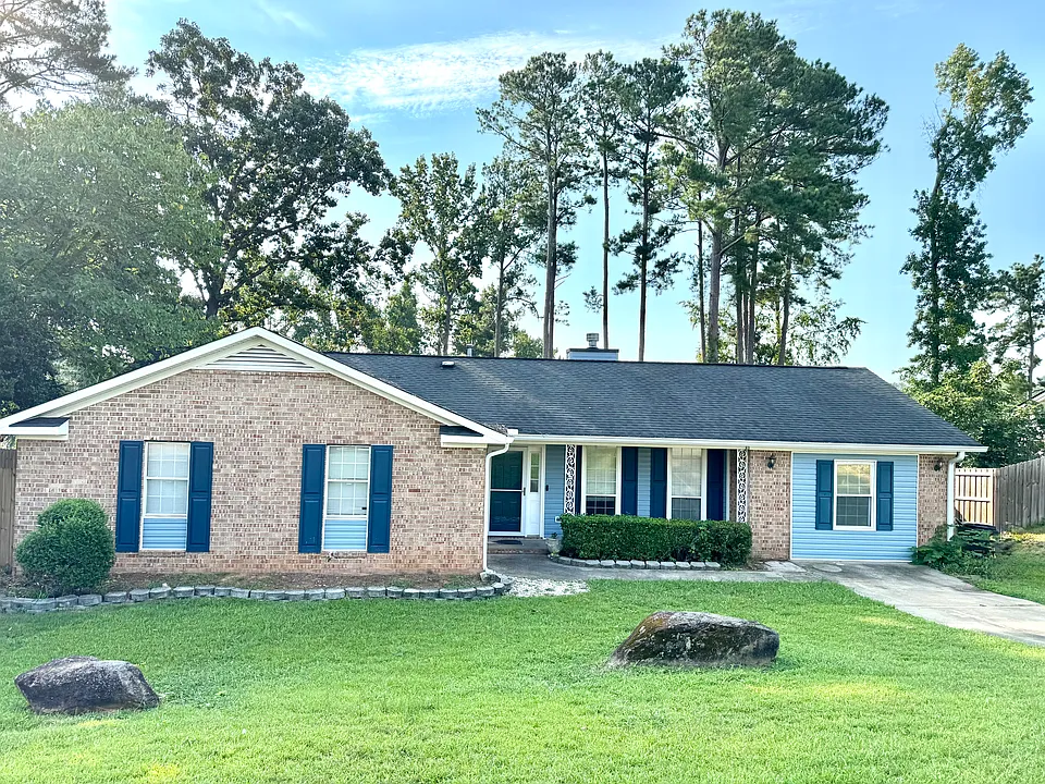 308 Candlewood Dr