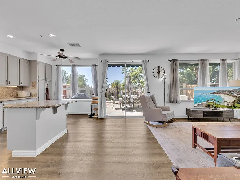 2385 Country View Gln — Photo 11