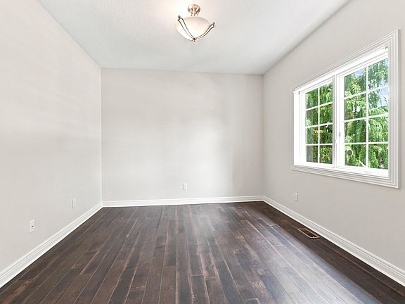 4th image of 11631 Railroad Ln